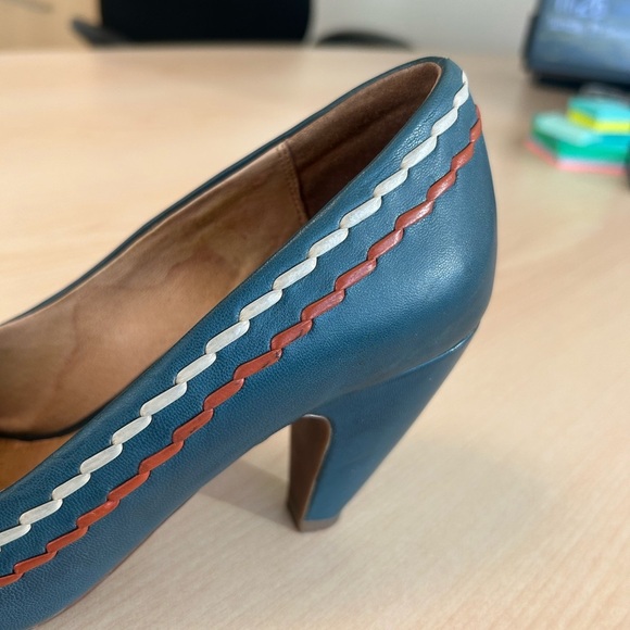 Miz Mooz teal and orange pumps 8.5 great used condition - Picture 3 of 15
